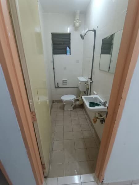 Apartment for Rent at Latan Biru - Esther Lim - Bathroom - PropertyGuru.com.my
