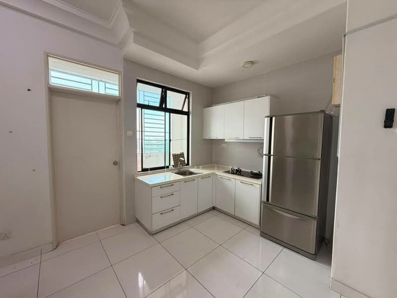 Service Residence for Rent at The Platino Serviced Apartment - Li Min - Kitchen - PropertyGuru.com.my