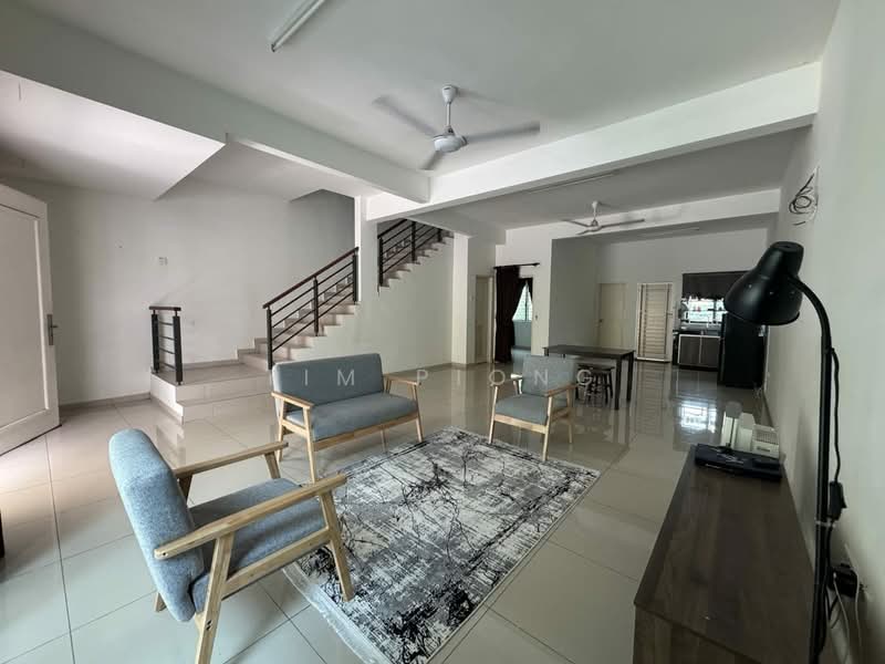 Rumah Teres 2-Tingkat untuk Dijual di Taman Muzaffar Heights (Bukit Katil) - Tim Piong - Living Room - PropertyGuru.com.my