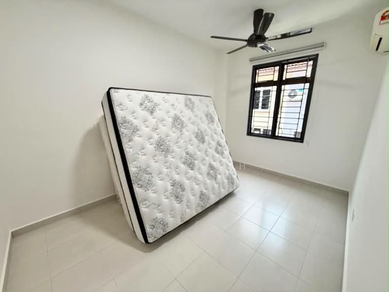 2-storey Terraced House for Sale in Austin Crest (Johor Bahru) - Max Loh - Bedroom - PropertyGuru.com.my