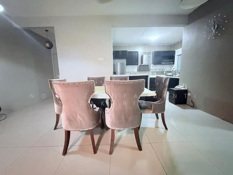 Kondominium untuk Dijual di Mutiara Anggerik - Noor Zalifa Binti Zakaria - Dining Room - PropertyGuru.com.my