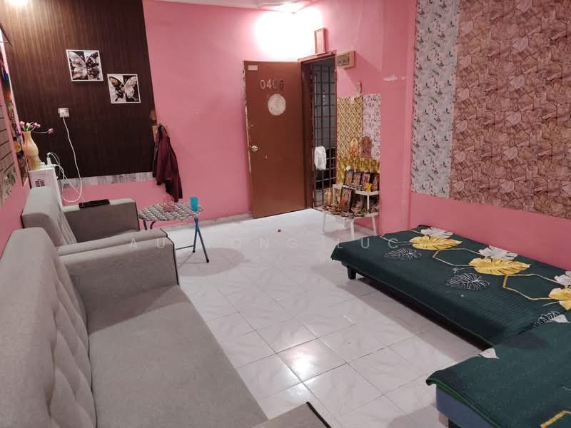 Flat for Sale at Pangsapuri Nuri - Au Yong Lucy - Living Room - PropertyGuru.com.my