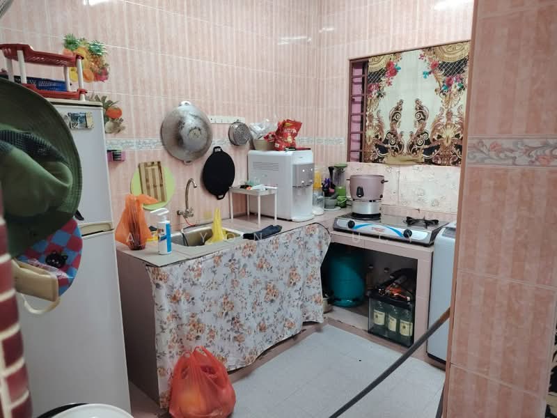 Flat for Sale at Pangsapuri Nuri - Au Yong Lucy - Kitchen - PropertyGuru.com.my