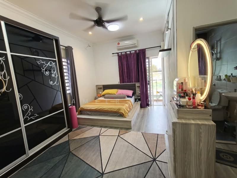 Rumah Berkembar untuk Dijual di Taman Putra Prima (Puchong) - Ameer Ali - Bedroom - PropertyGuru.com.my
