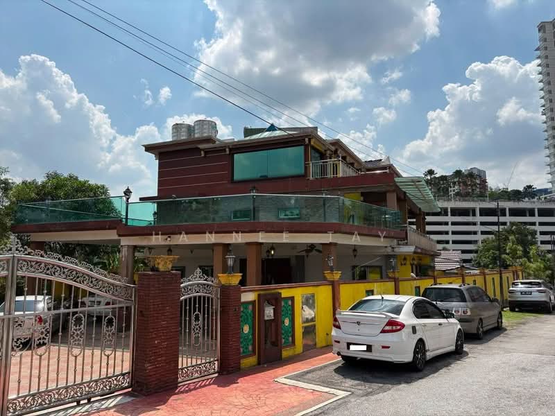 Bungalow for Sale in Taman P. Ramlee (Setapak) - Hannee Tay - Exterior - PropertyGuru.com.my
