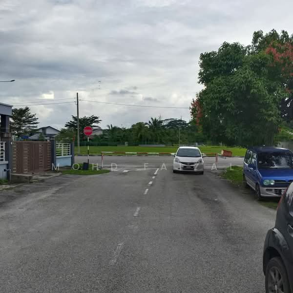 Semi-Detached House for Sale in Tanjong Duabelas (Selangor) - Mohd Faizal - Exterior - PropertyGuru.com.my