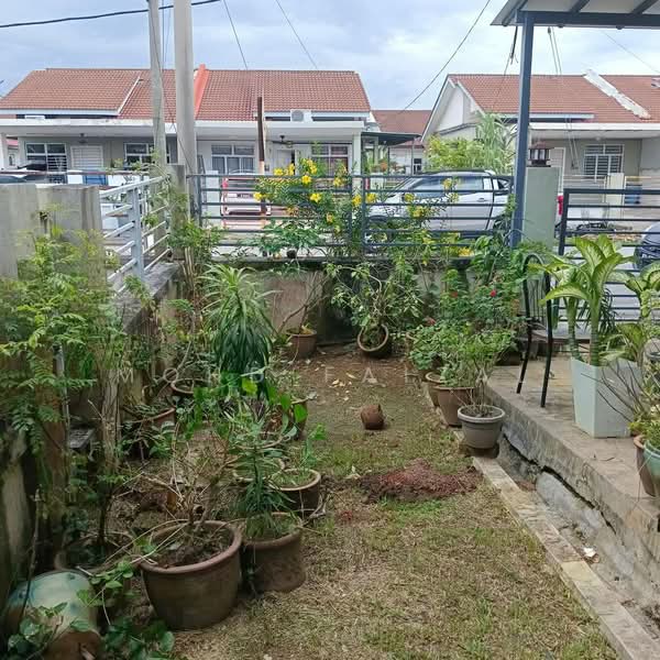 Semi-Detached House for Sale in Tanjong Duabelas (Selangor) - Mohd Faizal - Exterior - PropertyGuru.com.my