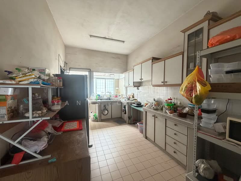 Terraced House for Sale in Taman Wangsa Permai (Kepong) - Yanis Cheong - Kitchen - PropertyGuru.com.my