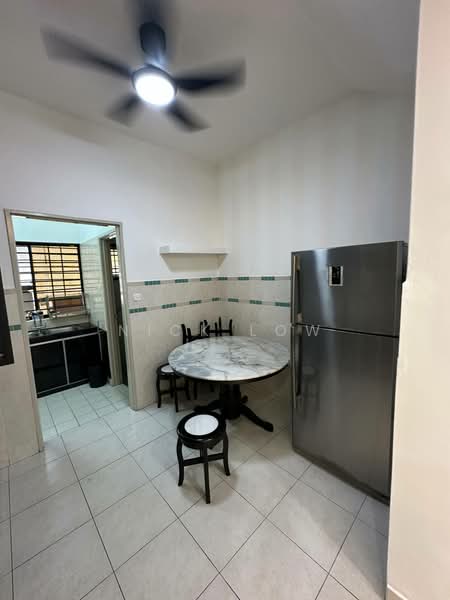 Rumah Teres 2-Tingkat untuk Disewa di Taman Seri Austin (Tebrau) - Nick Low - Kitchen - PropertyGuru.com.my