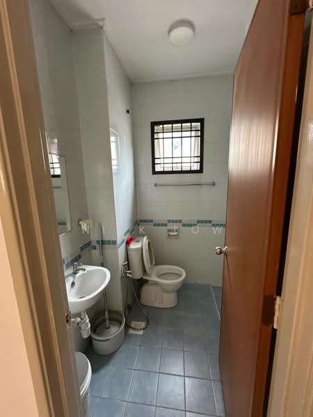 Rumah Teres 2-Tingkat untuk Disewa di Taman Seri Austin (Tebrau) - Nick Low - Bathroom - PropertyGuru.com.my