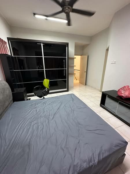 Rumah Teres 2-Tingkat untuk Disewa di Taman Seri Austin (Tebrau) - Nick Low - Bedroom - PropertyGuru.com.my