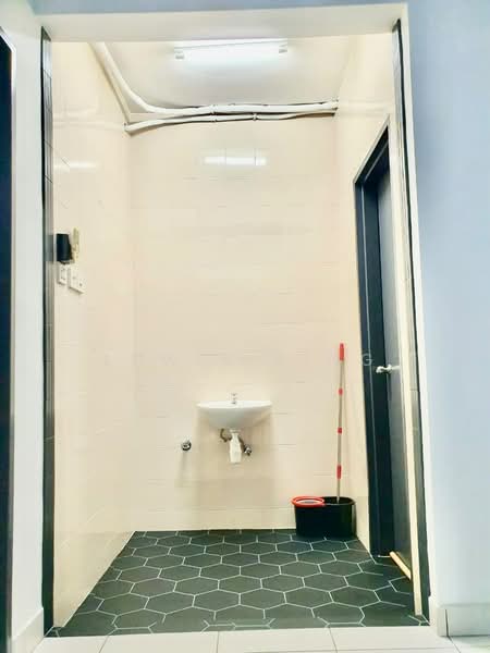 Service Residence for Sale at The Domain (Domain 1) @ NeoCyber - Luwis Ling - Interior - PropertyGuru.com.my