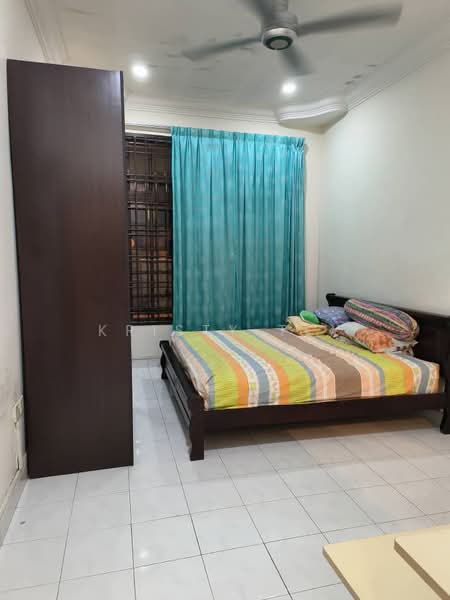 1.5-storey Terraced House for Sale in Taman Molek (Johor Bahru) - Kristy Tey - PropertyGuru.com.my