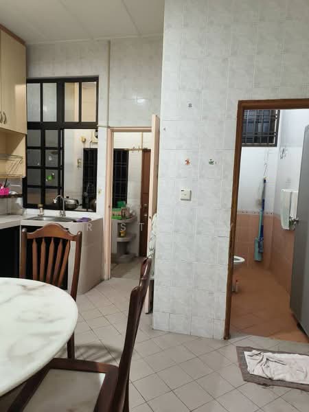 1.5-storey Terraced House for Sale in Taman Molek (Johor Bahru) - Kristy Tey - PropertyGuru.com.my