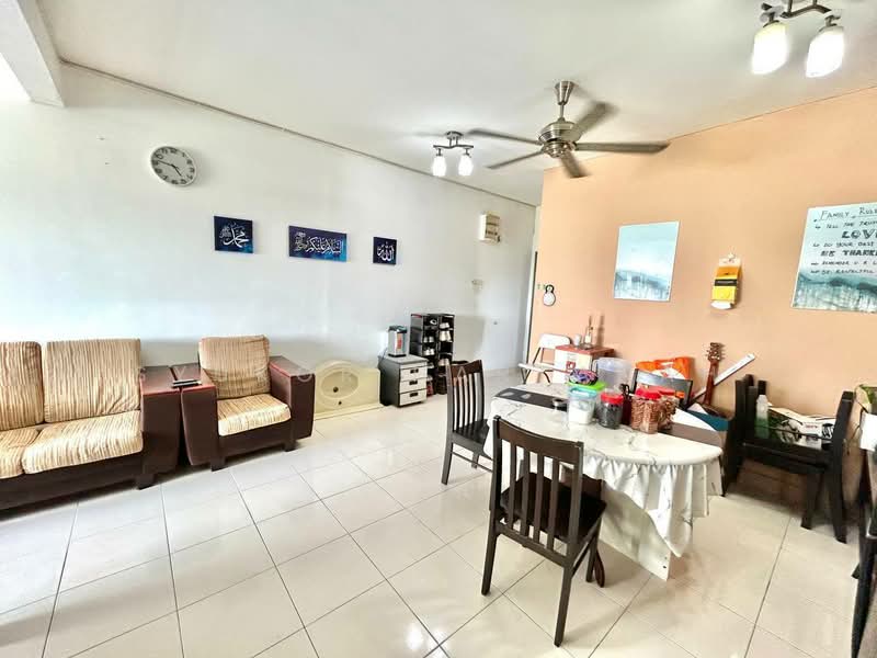 Condominium for Sale at Symphony Heights (Simfoni Heights) - Syukor Hartanah - Living Room - PropertyGuru.com.my