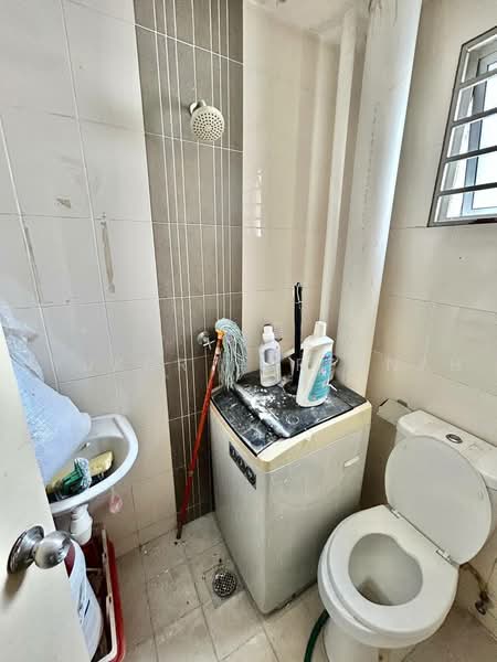 Condominium for Sale at Symphony Heights (Simfoni Heights) - Syukor Hartanah - Bathroom - PropertyGuru.com.my