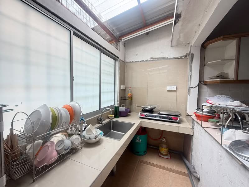 2-storey Terraced House for Sale in Kepong (Kuala Lumpur) - Yanis Cheong - Kitchen - PropertyGuru.com.my