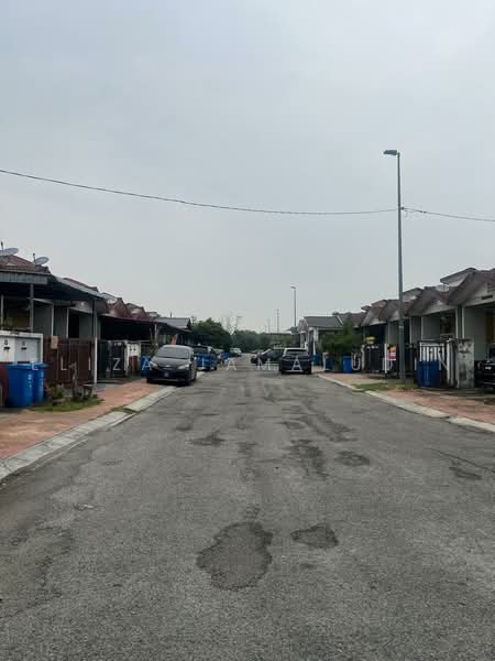 Rumah Teres 1-Tingkat untuk Dijual di Kampung Lombong (Shah Alam) - Eliza Jamaludin - Exterior - PropertyGuru.com.my