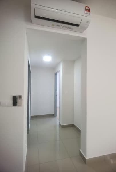 Townhouse for Sale in Taman Sri Segambut (Segambut) - Vicky . - Corridor - PropertyGuru.com.my