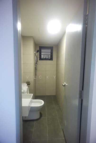 Townhouse for Sale in Taman Sri Segambut (Segambut) - Vicky . - Bathroom - PropertyGuru.com.my