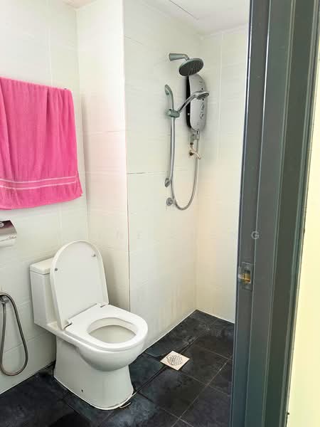 Service Residence for Sale at Silk Residence - WAYNE SHENG - Bathroom - PropertyGuru.com.my