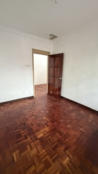 2-storey Terraced House for Sale in Hulu Kelang (Kuala Lumpur) - Selvam . - Room 1 - PropertyGuru.com.my
