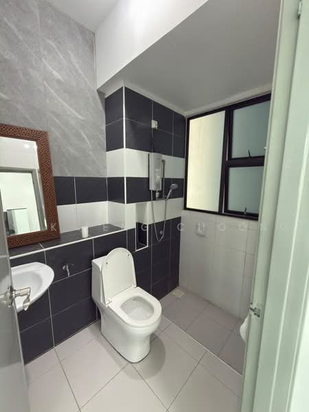 Servis Apartment untuk Disewa di The Sky Executive Suites - Suk Teng Choong - Bathroom - PropertyGuru.com.my