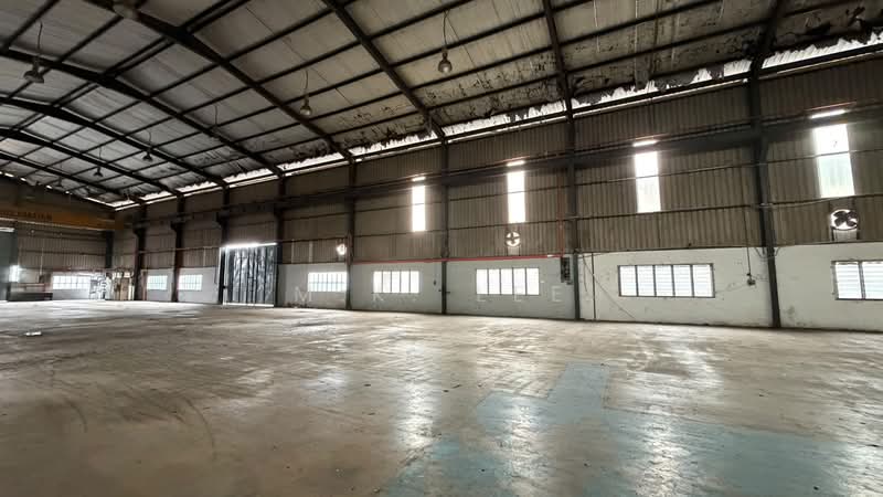 Factory for Rent in Kampung Baru Sungai Buloh (Sungai Buloh) - M.K. Lee - Interior - PropertyGuru.com.my