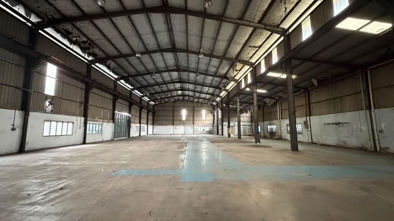 Factory for Rent in Kampung Baru Sungai Buloh (Sungai Buloh) - M.K. Lee - Interior - PropertyGuru.com.my
