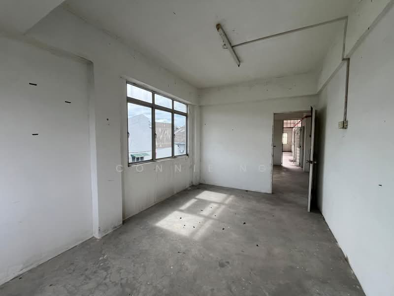 Shop / Office untuk Dijual di Taman Sri Jelok (Kajang) - Connie Ng - Interior - PropertyGuru.com.my