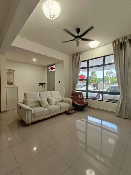 2-storey Terraced House for Sale in Taman Ponderosa (Johor Bahru) - Kok Hui - Living Room - PropertyGuru.com.my