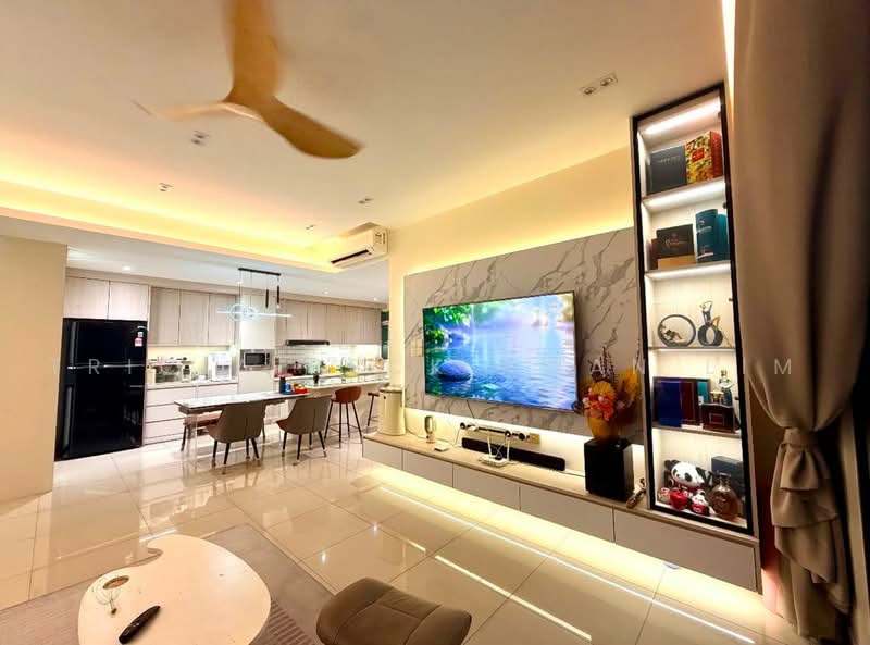 Servis Apartment untuk Dijual di East Parc @ Manjalara - Tricia Peck Kwan Lim - Living Room - PropertyGuru.com.my
