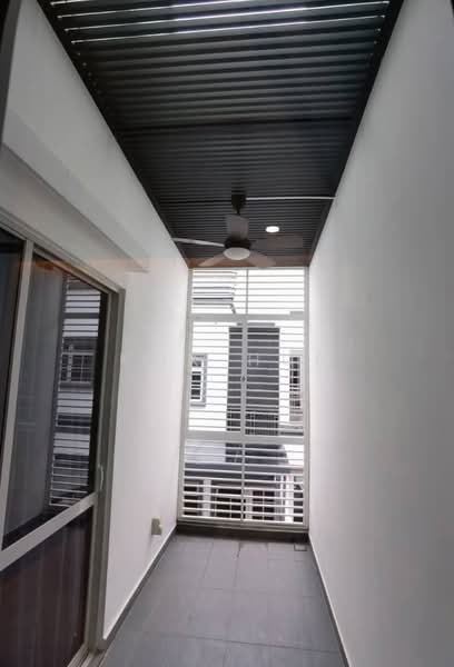 Cluster House for Sale in Eco Spring (Johor Bahru) - Kok Hui - Balcony - PropertyGuru.com.my