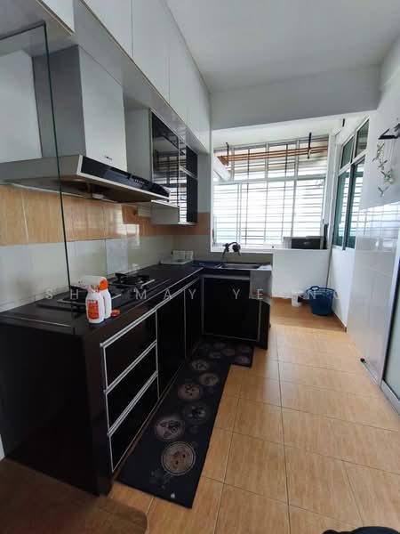 Pangsapuri untuk Dijual di Indah Court Apartment - Shi May Yeong - Kitchen - PropertyGuru.com.my