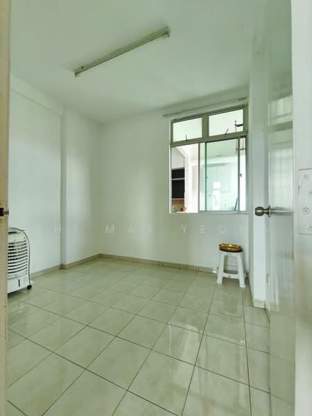 Pangsapuri untuk Dijual di Indah Court Apartment - Shi May Yeong - Interior - PropertyGuru.com.my