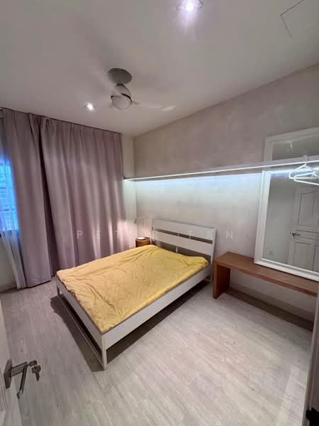 Rumah Bandar untuk Dijual di Country Heights (Kajang) - Peter Tan - PropertyGuru.com.my