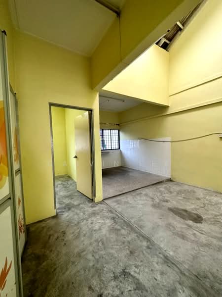 Rumah Teres 1-Tingkat untuk Dijual di Taman Johor Jaya (Johor Bahru) - Calvin Lee - PropertyGuru.com.my