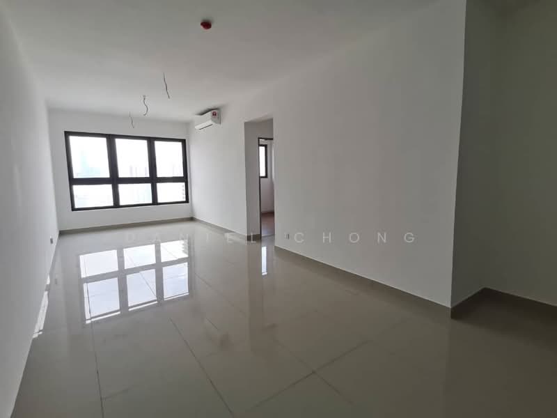 Servis Apartment untuk Dijual di M Vertica - Daniel Chong - Living Room - PropertyGuru.com.my
