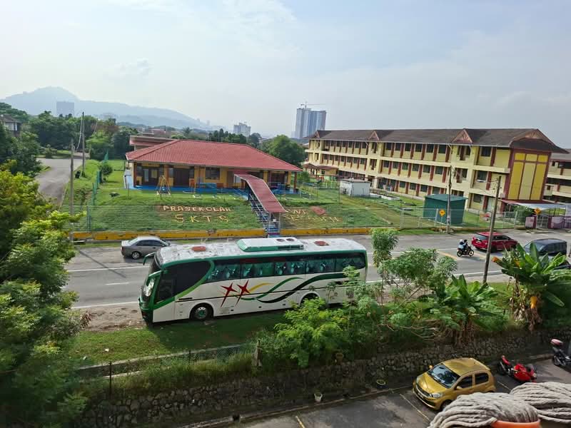 Pangsapuri untuk Dijual di Casmaria Apartment - Ken Lai - Exterior - PropertyGuru.com.my