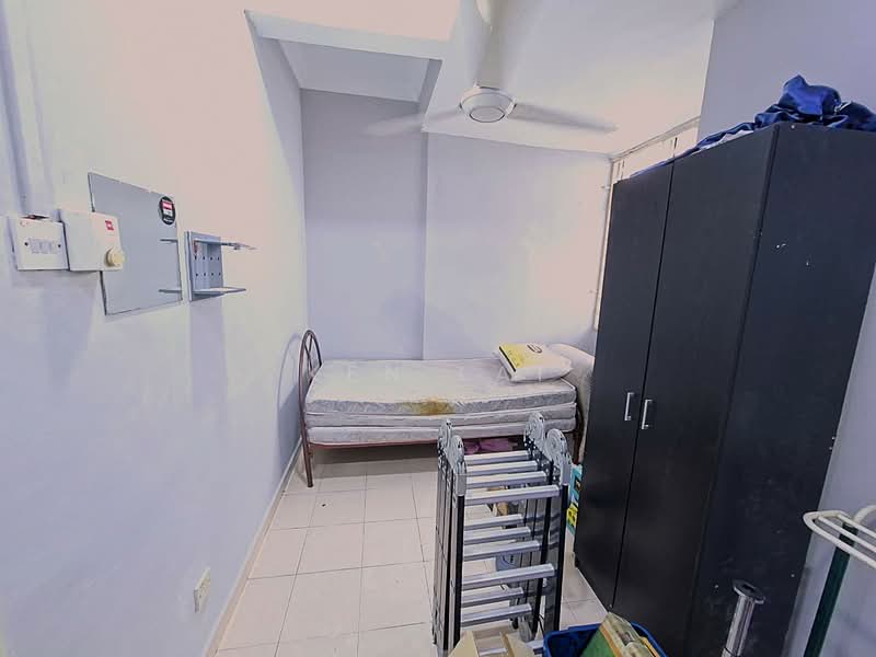 Pangsapuri untuk Dijual di Casmaria Apartment - Ken Lai - Bedroom - PropertyGuru.com.my