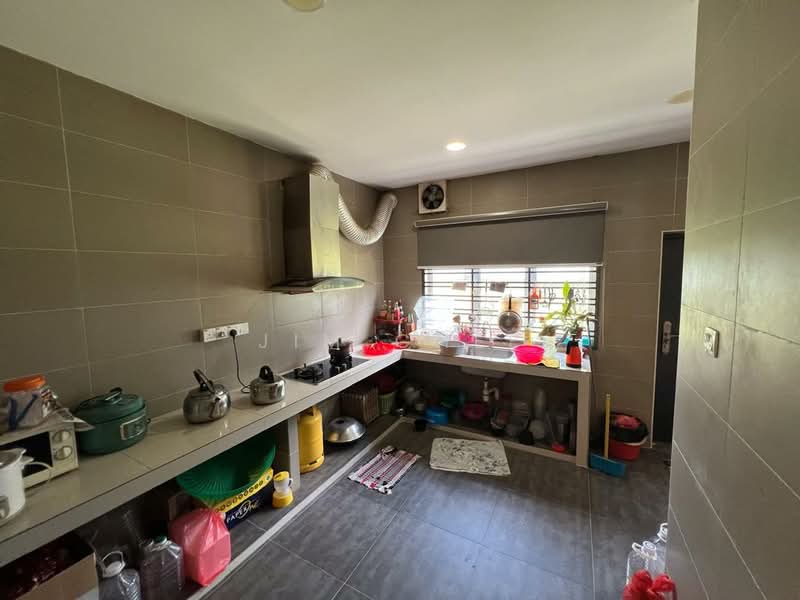 Rumah Teres untuk Dijual di Masai (Johor) - Jim Chee - Kitchen - PropertyGuru.com.my