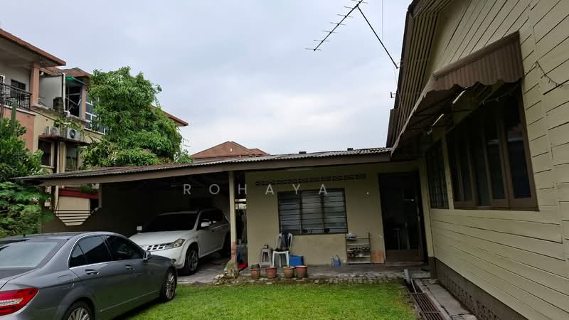 Semi-Detached House for Sale in Ampang (Kuala Lumpur) - Rohaya . - Exterior - PropertyGuru.com.my