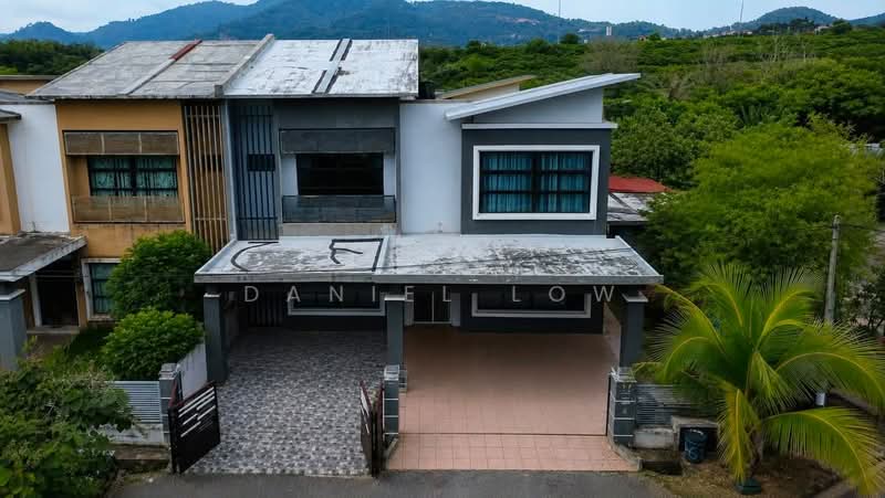 Semi-Detached House for Sale in Taman Mulia (Mantin) - Daniel Low - PropertyGuru.com.my