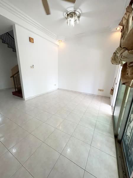 Rumah Teres 2-Tingkat untuk Dijual di Taman Daya (Johor Bahru) - Calvin Lee - PropertyGuru.com.my