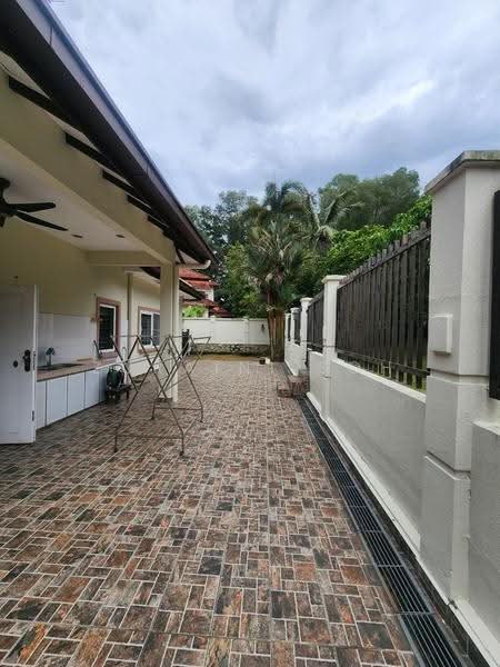 Bungalow House for Sale in Bukit Jelutong (Shah Alam) - Zuraini Soh - Exterior - PropertyGuru.com.my