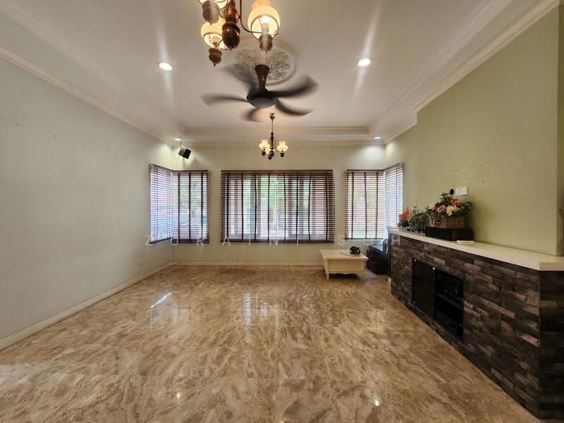 Bungalow House for Sale in Bukit Jelutong (Shah Alam) - Zuraini Soh - Living Room - PropertyGuru.com.my