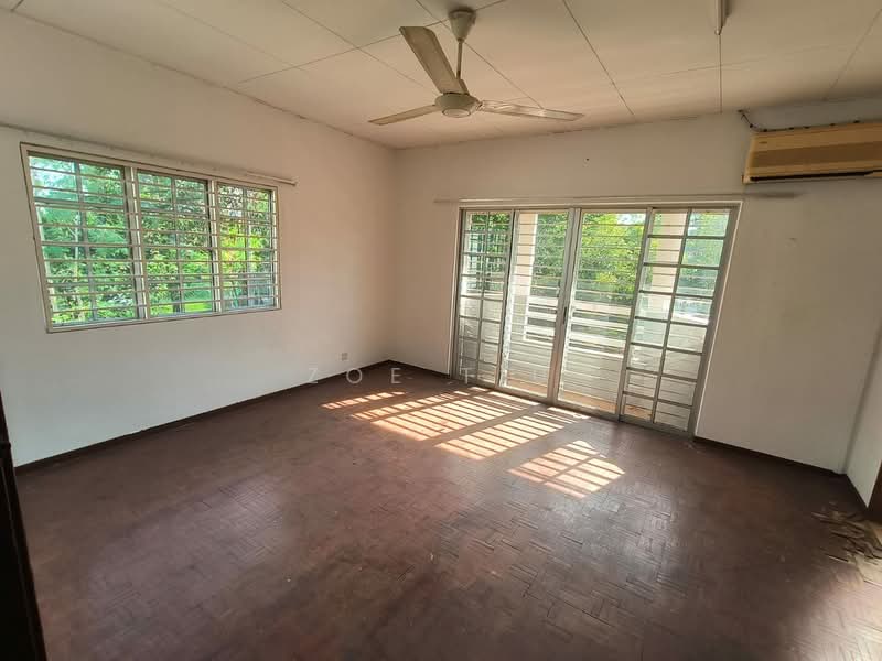 2-storey Terraced House for Sale in Puchong (Selangor) - Zoe Tiu - Living Room - PropertyGuru.com.my