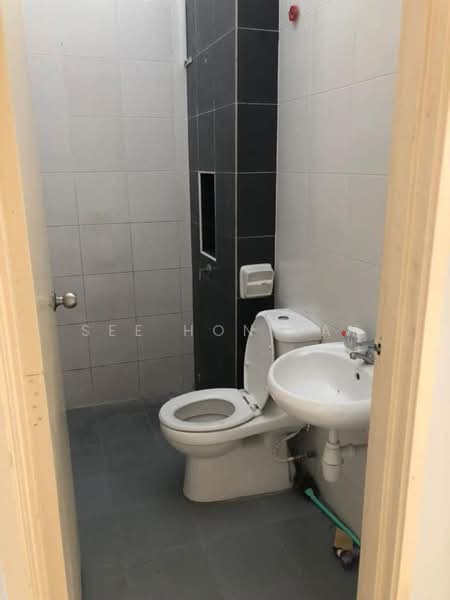 2.5-storey Terraced House for Sale in Bandar Seri Alam (Masai) - See Hon Tay - PropertyGuru.com.my