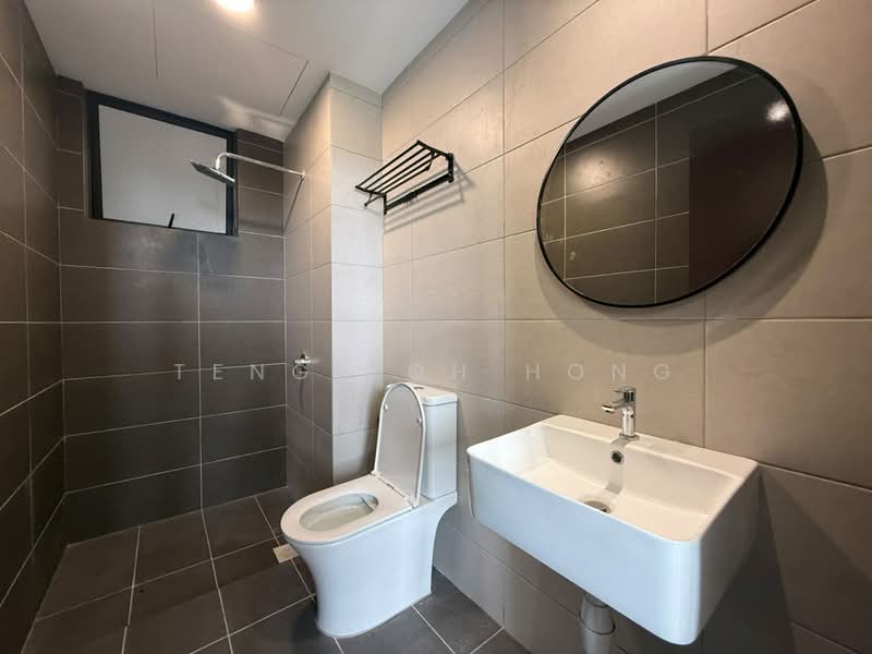 Kondominium untuk Disewa di The Jalil (Bayu Jalil) - Teng Poh Hong - Bathroom - PropertyGuru.com.my