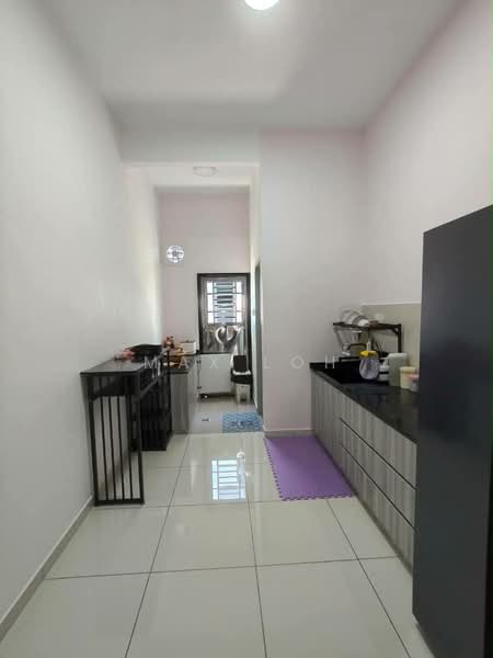 Rumah Teres 2-Tingkat untuk Dijual di Johor Bahru (Johor) - Max Loh - Kitchen - PropertyGuru.com.my